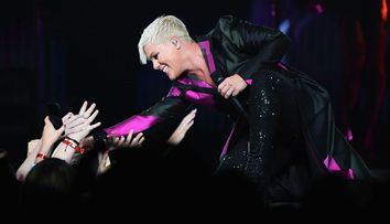 Gestul de milioane făcut de fiica lui Pink, după ce artista a fost învinsă de Ariana Grande la Grammy