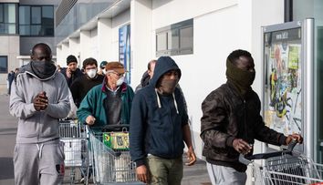Măsuri de carantină fară precedent la italieni: 