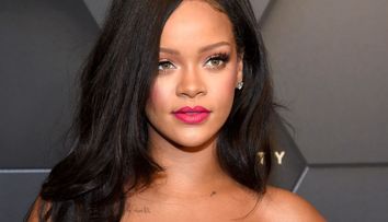 Rihanna, șocată după ce a cunoscut-o pe fetița care îi seamănă perfect: ”Aproape mi-am scăpat telefonul”