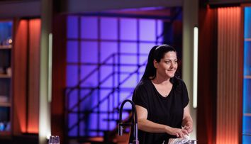 Masterchef 2024, 30 septembrie. Eti Mandik Stoica, israelianca măritată pentru a scăpa de armată, le-a gătit chefilor shakshuka, un preparat din nordul Africii. Florin Dumitrescu nu a știut ce vot să ofere: „Îți lipsește toată esența”