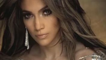 Jennifer Lopez: “E tot mai greu sa-mi mentin silueta!”