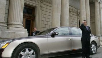 Gigi Becali vrea sa scape de Maybach! Afla cat cere Becali pe masina!