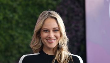 Cine e jurnalista de la Cupa Mondială care a furat lumina reflectoarelor și cu ce echipă ține. Reacția fanilor: ”Doamne, ești trăsnet!”