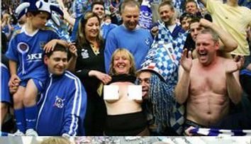 Cei mai fanatici suporteri! GALERIE FOTO