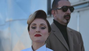 Oana Zamfir și Vlad Craioveanu aka Madonna și George Michael sub bagheta hairstylist-ului Adrian Perjovschi