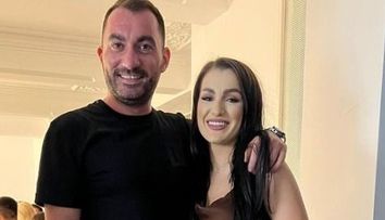 Larisa, tânăra care lucrează alături de Pescobar, fotografii incendiare pe Instagram