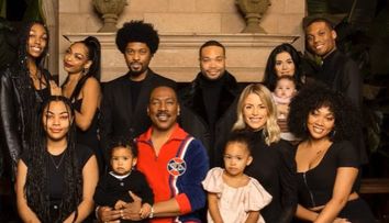 Are 10 copii cu cinci femei diferite, iar acum începe să aibă nepoți pe bandă rulantă. Eddie Murphy: „Plouă cu binecuvântări”