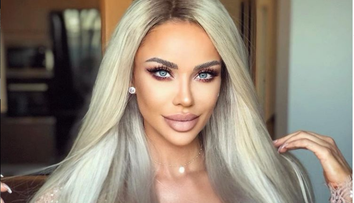 Bianca Drăgușanu, cum n-ai mai văzut-o până acum. Vedeta s-a apucat de vândut covrigi pe plajă