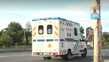 Un tânăr de 25 din Iași a fost găsit mort de mama lui. Lângă el erau mai multe flacoane de la suplimente pentru creșterea masei musculare
