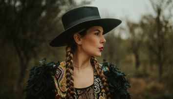De Ziua Națională a României,   Oana Vlădilă lansează „Origini”, colecția de design interior prin care sărbătorește România în întreaga lume