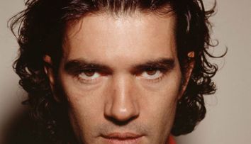 Antonio Banderas, schimbare radicala de look. Cum arata acum celebrul actor