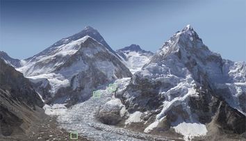 Cum ajungi pe Everest in cateva secunde: Imaginea de 2 miliarde de pixeli care te 