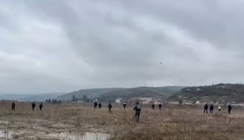 În ce locuri au fost extinse căutările celor două fetițe dispărute în Târnăveni. Primarul localității vine cu noi declarații: „Se merge din casă în casă...”