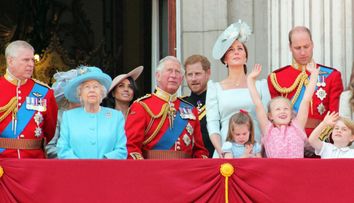 Regina vrea împăcare cu Meghan Markle și cu Prințul Harry! Ce gest a făcut pentru aceștia?