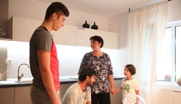 Echipa Visuri la cheie a adus fericirea pentru o mama cu doi copii care au fost greu incercati de viata