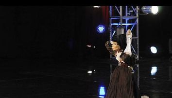 Femeia cu doua fete, doua capete, patru maini! Numai la America's Got Talent puteai vedea asa ceva! VIDEO