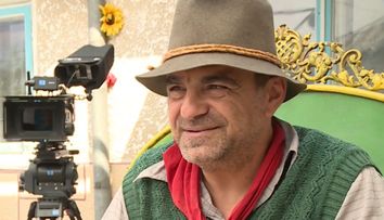 Mihai Mărgineanu, despre rolul din Las Fierbinți și atmosfera de la filmări: „Dacă nu se râde mult, se zâmbește măcar”