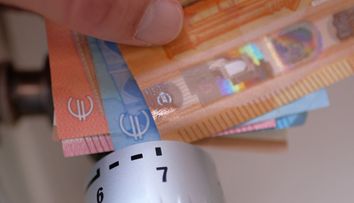 Atenție la firmele de creanțe. Avocatul Adrian Cuculis ne spune la ce trebuie să avem grijă