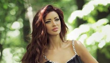 Bianca Dragusanu, bruneta si cu breton. Transformarea cu care si-a surprins fanii