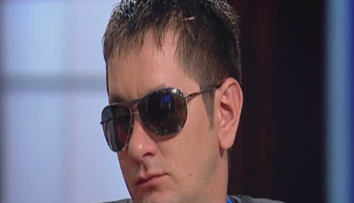 A stat tot timpul cu ochelari negri de soare, chiar si in bucatarie. Ce surpriza a avut Chef Florin cand i-a dat jos