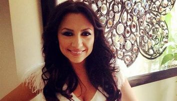 Andra, alaturi de mama ei, intr-o fotografie de 50.000 de like-uri. Fanii artistei au fost uimiti de cat de bine seamana cele doua