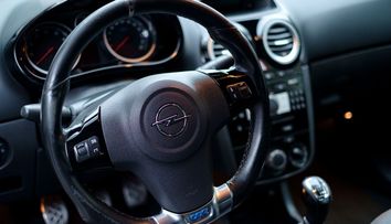 (P) Autoturisme marca Opel apreciate în România
