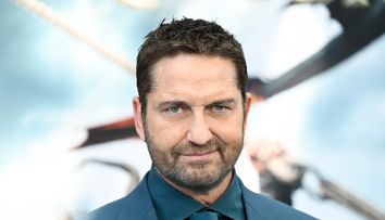 Gerard Butler, la un pas de tragedie. S-a înecat și a trebuit să fie resuscitat cu defibrilatorul. ”A fost nevoie de intervenția pazei de coastă”