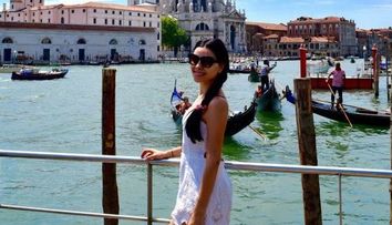 Corina Caragea, fotografii de nota 10 in cele mai romantice locuri din lume
