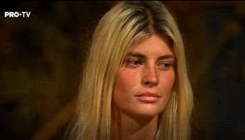 Laura Giurcanu părăsește competiția Survivor România. 