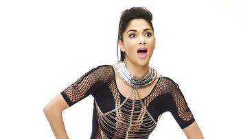 Nicole Scherzinger, extrem de indrazneata intr-o rochie transparenta. Cum isi promoveaza cantareata noul single: FOTO