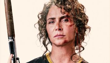 La 50 de ani, Giovanna Antonelli a lăsat în urmă telenovelele și a acceptat provocarea de a juca într-un film de acțiune. Platoul de filmare a fost în Pădurea Amazoniană