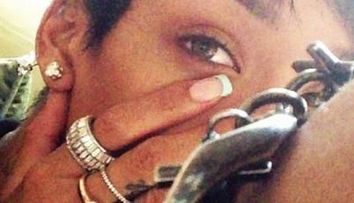 Rihanna s-a facut de ras pe Instagram. Ce detaliu i-a scapat