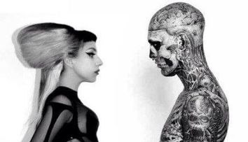 Tânărul din videoclipul lui Lady Gaga s-a sinucis. Ce a scris artista despre Zombie Boy, cel mai tatuat om din lume