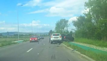 Fiul lui Ionel Ganea, în stare foarte gravă în urma unui accident rutier. Micuțul era pe locul din față, fără centură - FOTO