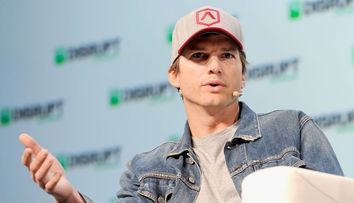 Un gest de bunătate extremă era să-l coste viața pe Ashton Kutcher. A fost gata să-și doneze inima