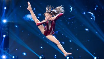 Românii au talent, 16 februarie. Rebeca Mangher i-a lăsat pe jurați fără cuvinte, cu numărul ei de dans contemporan! Emoția s-a resimțit până în sufletele telespectatorilor: „Ești un fenomen!”
