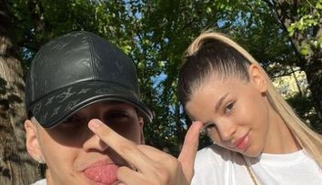 Iubita lui Abi, superbă pe internet! Cum se postează pe Instagram și TikTok