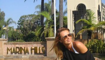 Aflata in vacanta in Statele Unite, alaturi de iubitul sau, Magda Palimariu a facut surfing pentru prima data in California