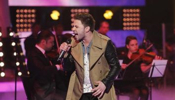 Cezar Dometi, o voce spectaculoasa si o aparitie vulcanica! 