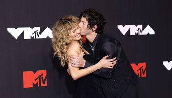 Debby Ryan, fosta vedetă Disney, a anunțat că este însărcinată: Primele imagini emoționante cu burtica de gravidă