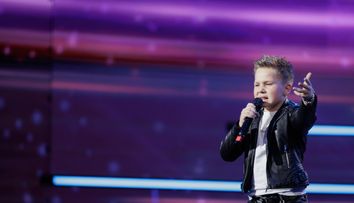 Un copil de 9 ani care cântă și arată ca un superstar! Cine este Lucas Moroșan, puștiul care i-a lăsat fără cuvinte pe jurații Românii au talent: „Ești ieșit din comun! Ești formidabil! Asta e calea ta!”