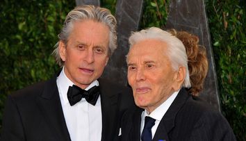 Kirk Douglas l-a exclus din testament pe fiul său, Michael. Ce s-a întâmplat cu averea de 92 milioane dolari