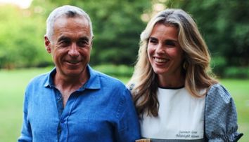 Cine este, cum arată și cu ce se ocupă Cristela, soția lui Călin Georgescu. Posibila viitoare prima doamnă a României este naturopat