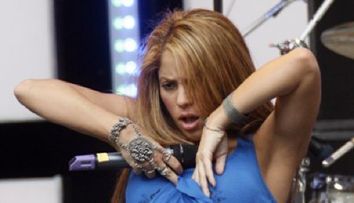 Shakira <span style=