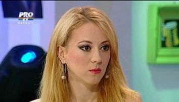 Larisa Dragulescu si actuala sotie a lui Dragulescu - prietene pe internet