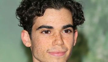 Cameron Boyce a fost incinerat la cimitirul celebrităților din Los Angeles. Ce s-a întâmplat cu cenușa sa