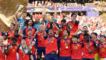 De ce jucătorii Argentinei s-au întors cu spatele când echipa Spaniei ridica trofeul, la Cupa Mondială 2026! Explicația lui Lisandro Martinez