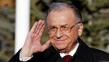 Starea lui Ion Iliescu s-a înrăutățit! Detalii de ultimă oră de la medicii spitalului SRI