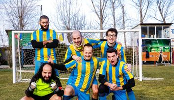 Echipa Atletico Textila are un nou finantator! Daca e miercuri, e comedie la ProTV!
