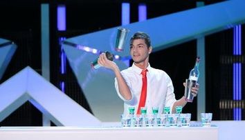 Juriul a ramas FARA CUVINTE! Valentin Luca, jonglerii spectaculoase in semifinala! VIDEO